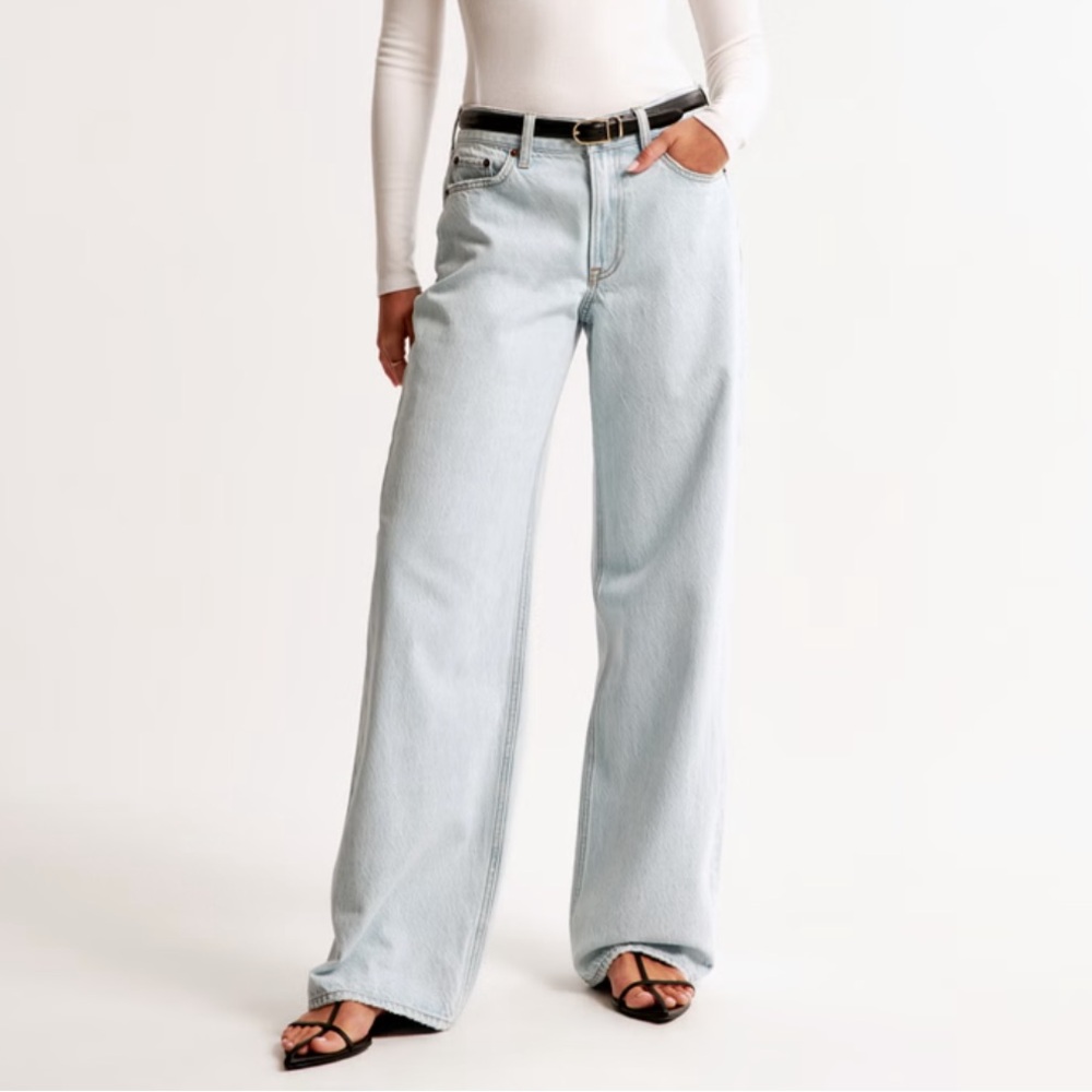 Abercrombie Low Rise Ultra Loose Jean